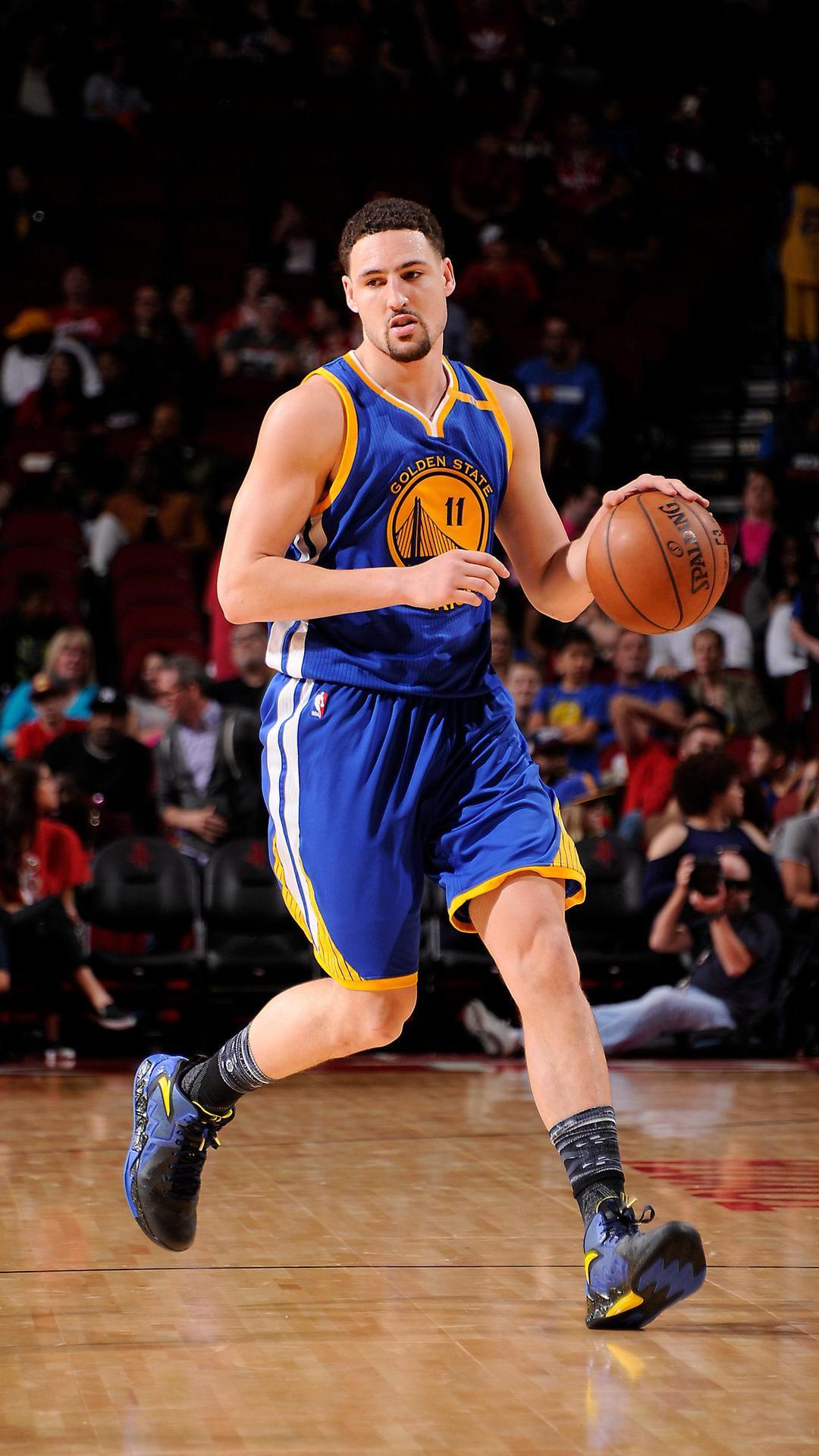 记者：埃切韦里想去罗马而非赫罗纳，他已向身边人重申这一点（记者：埃切韦里更愿加盟罗马而非赫罗纳，已向身边人再次表态）