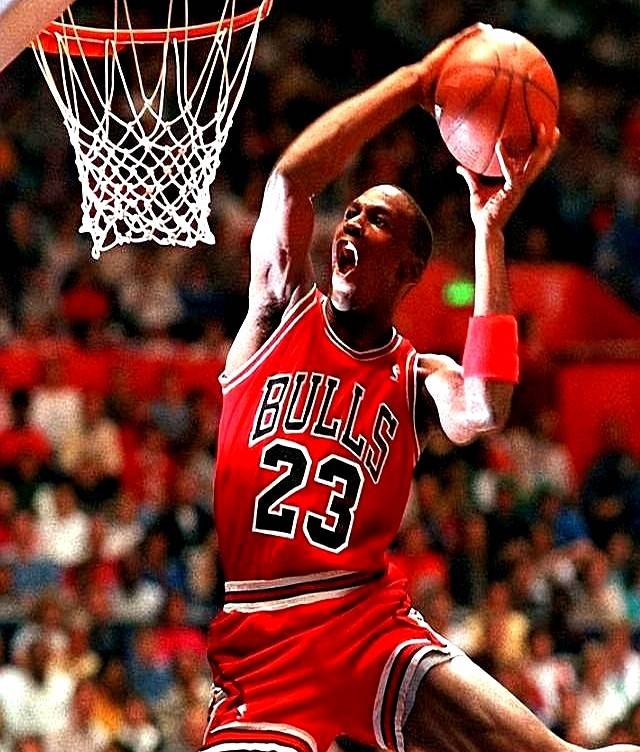 D席：08年欧洲杯没人看好我们，阿拉贡内斯给了每个人信心（D席：2008欧洲杯不被看好，阿拉贡内斯为全队注入信心）