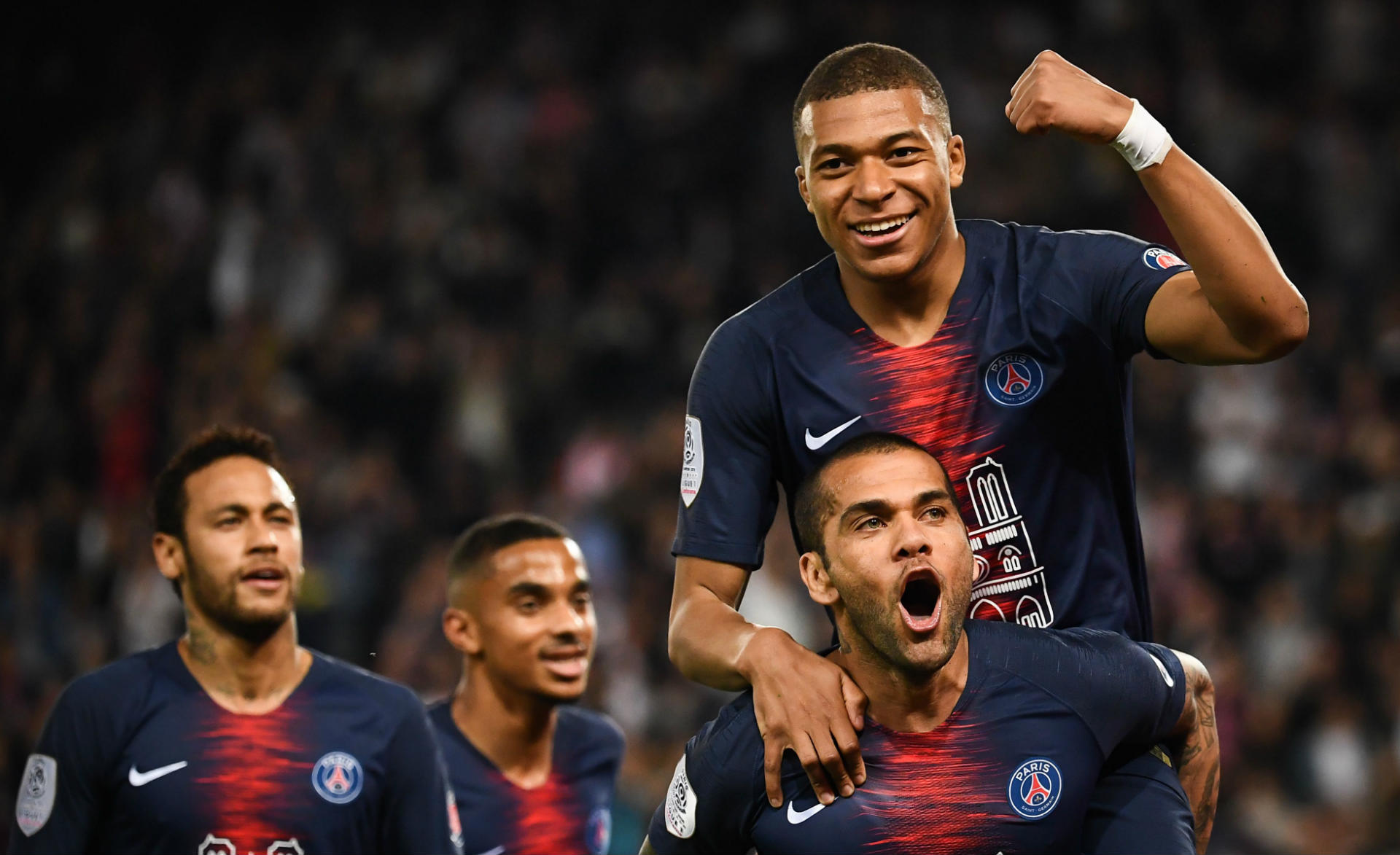 美因茨vs门兴格拉德巴赫：李在城、阿米里首发，雷纳、尼科-埃尔维迪出战