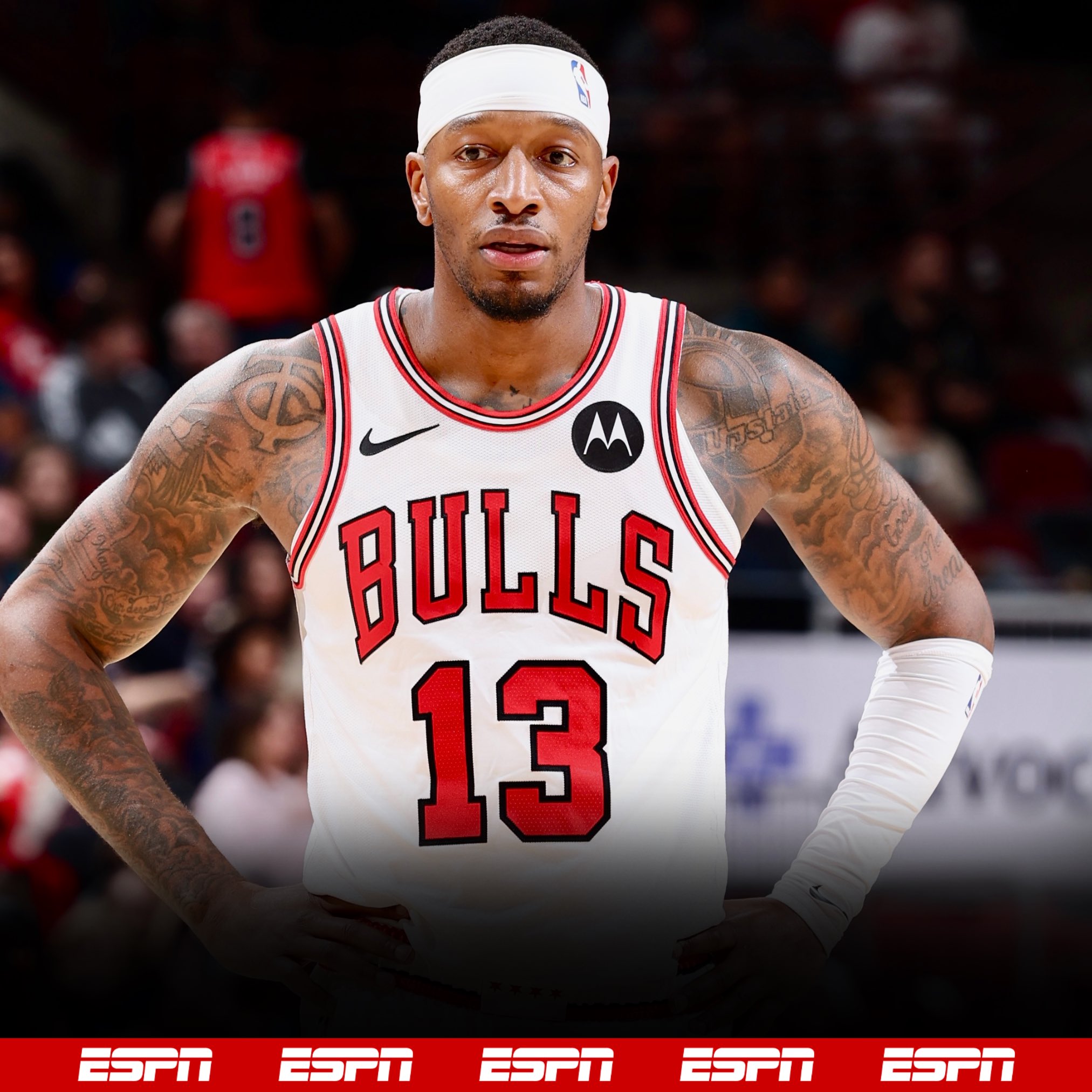 英超半场：吉马良斯角球破门，戈登点射，纽卡2-0伯恩利（英超半场战报：纽卡2-0领先伯恩利，吉马良斯角球建功，戈登点射命中）