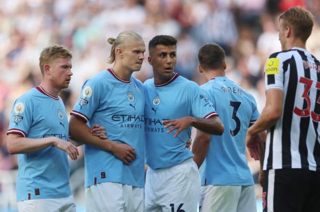 姆希塔良：比赛应该是平局，但主裁决定判罚一粒不存在的点球（姆希塔良：本场本应战平，主裁却判了一个不存在的点球）