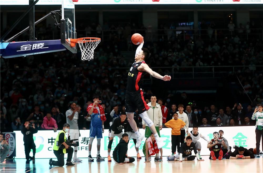 终于进球了，米兰旧将、蒙扎前锋佩塔尼亚时隔686天再度破门（686天后再进一球！米兰旧将、蒙扎前锋佩塔尼亚打破球荒）