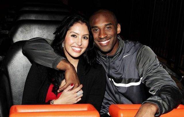 2026世界杯分组抽签结果出炉：强队云集的死亡之组来袭！（2026世界杯小组抽签揭晓：豪强扎堆，死亡之组来袭）